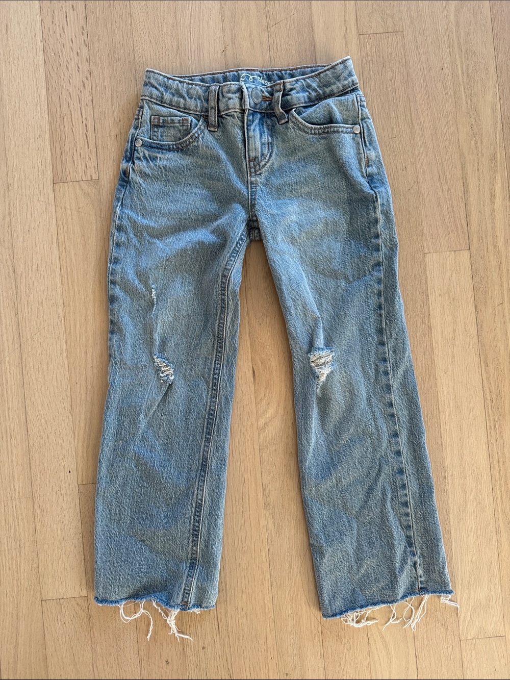 5/$30 art class light blue distressed kids jeans